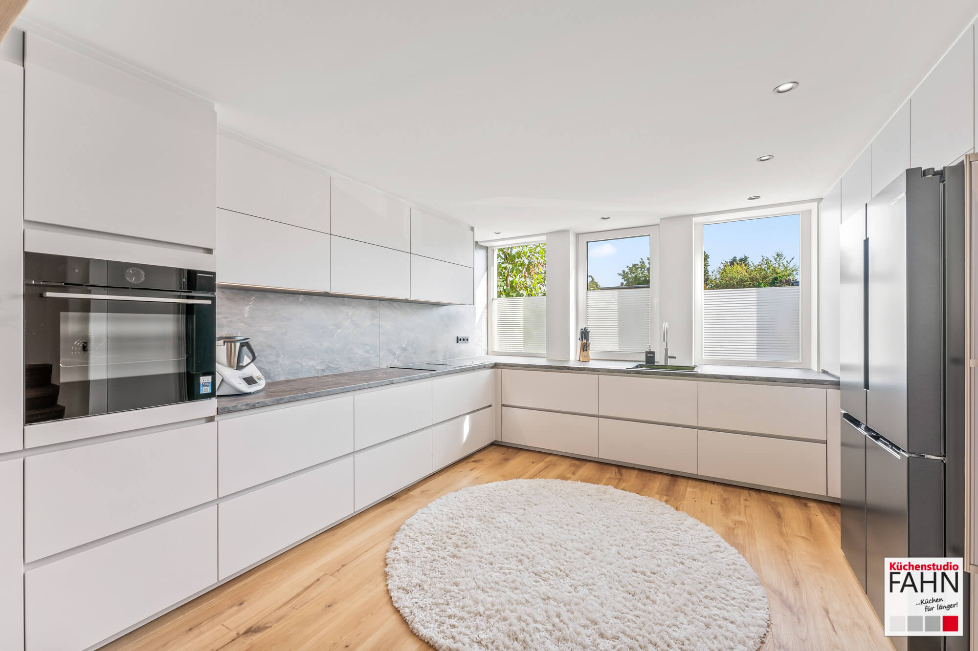 Häcker Design U-Küche beige