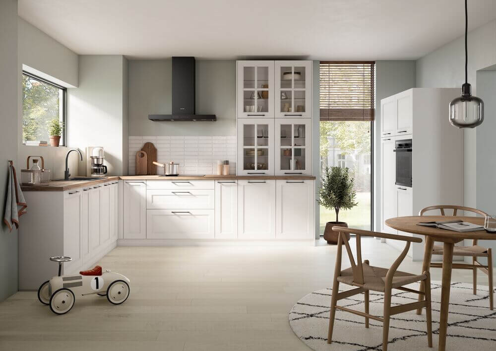 Häcker Landhaus L-Küche weiß matt