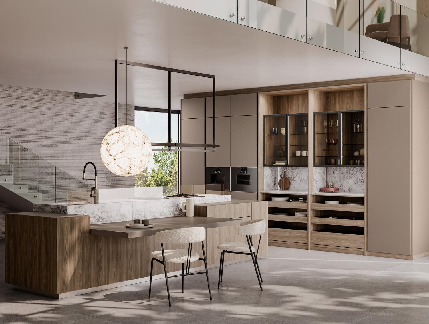 Leicht Design Inselküche Beige mit Holzinsel und Hochschrankwand im hohen Wohnraum