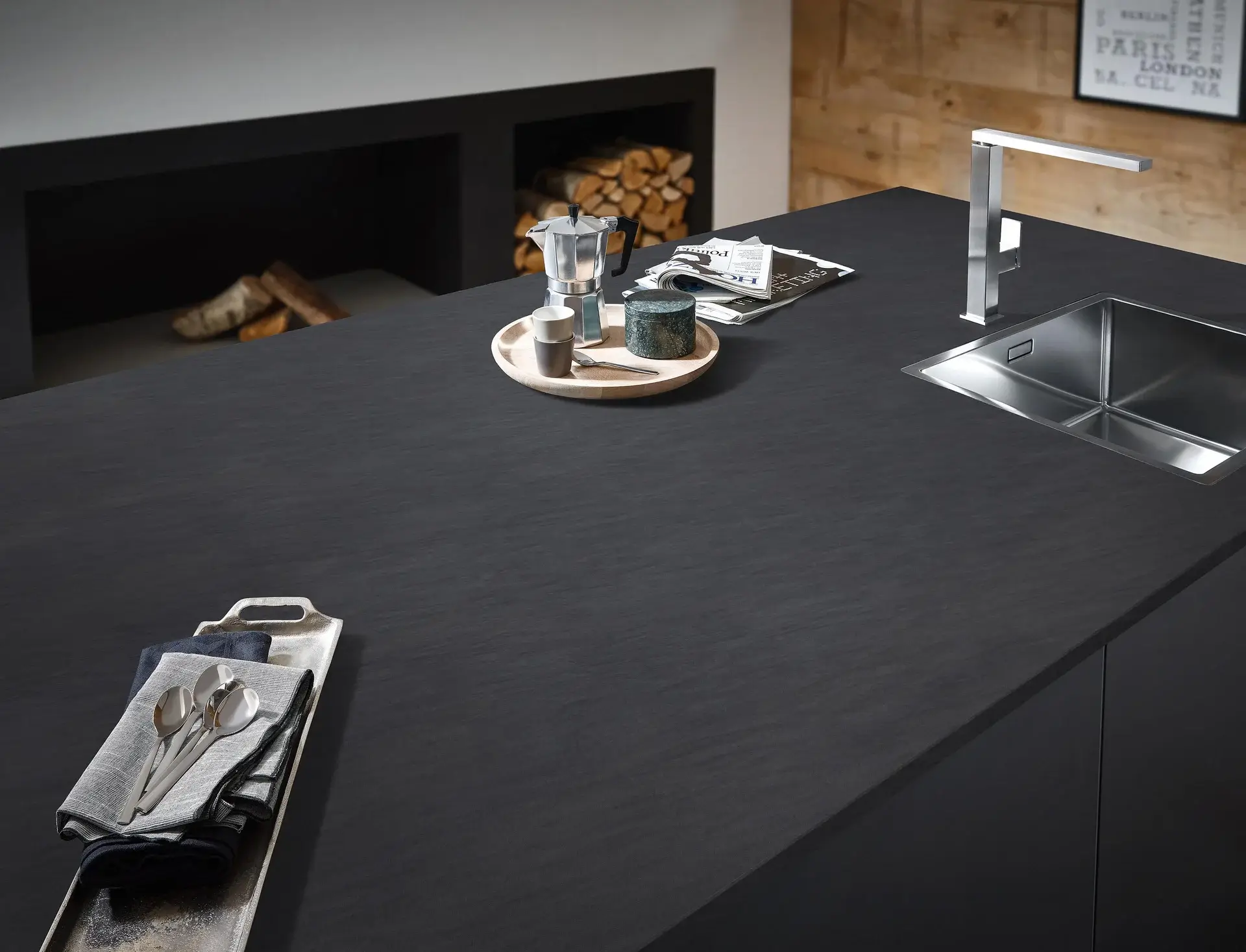 Lechner Naturstein-Arbeitsplatte Schwarz strukturiert