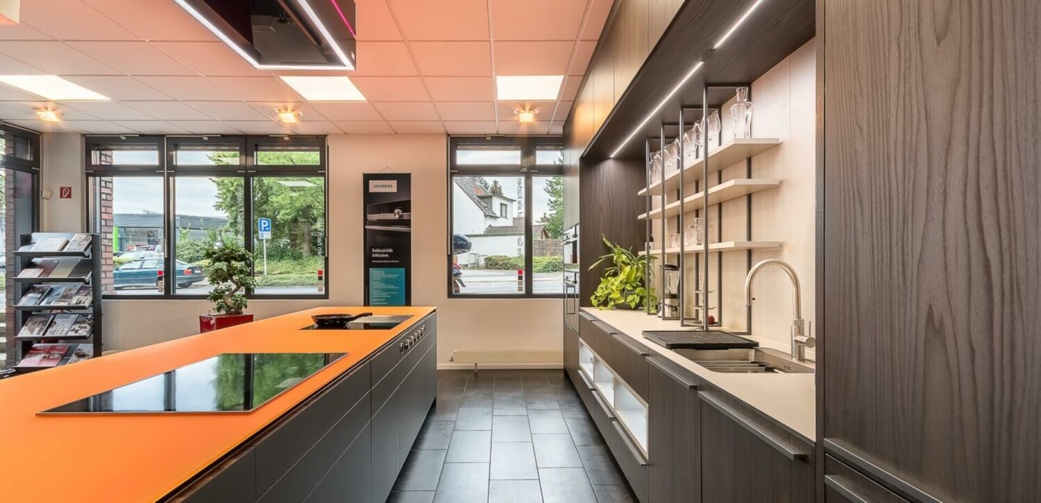 Leicht Designküche Inselküche Ausstellungsküche