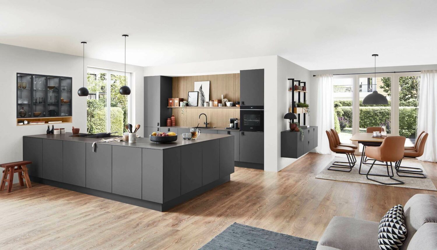 Nobilia Design Inselküche senso schwarz matt grifflos