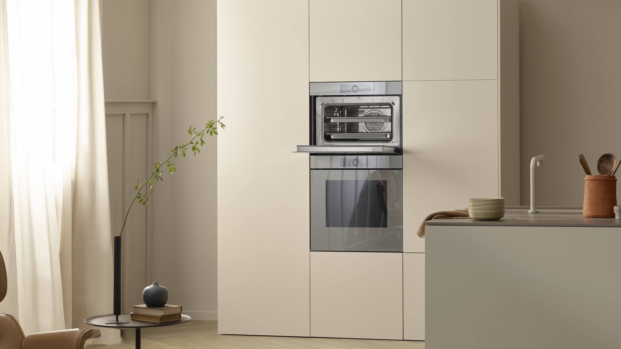 V-Zug CombiSteamer V6000 45M PowerSteam Mikrowelle GS offen