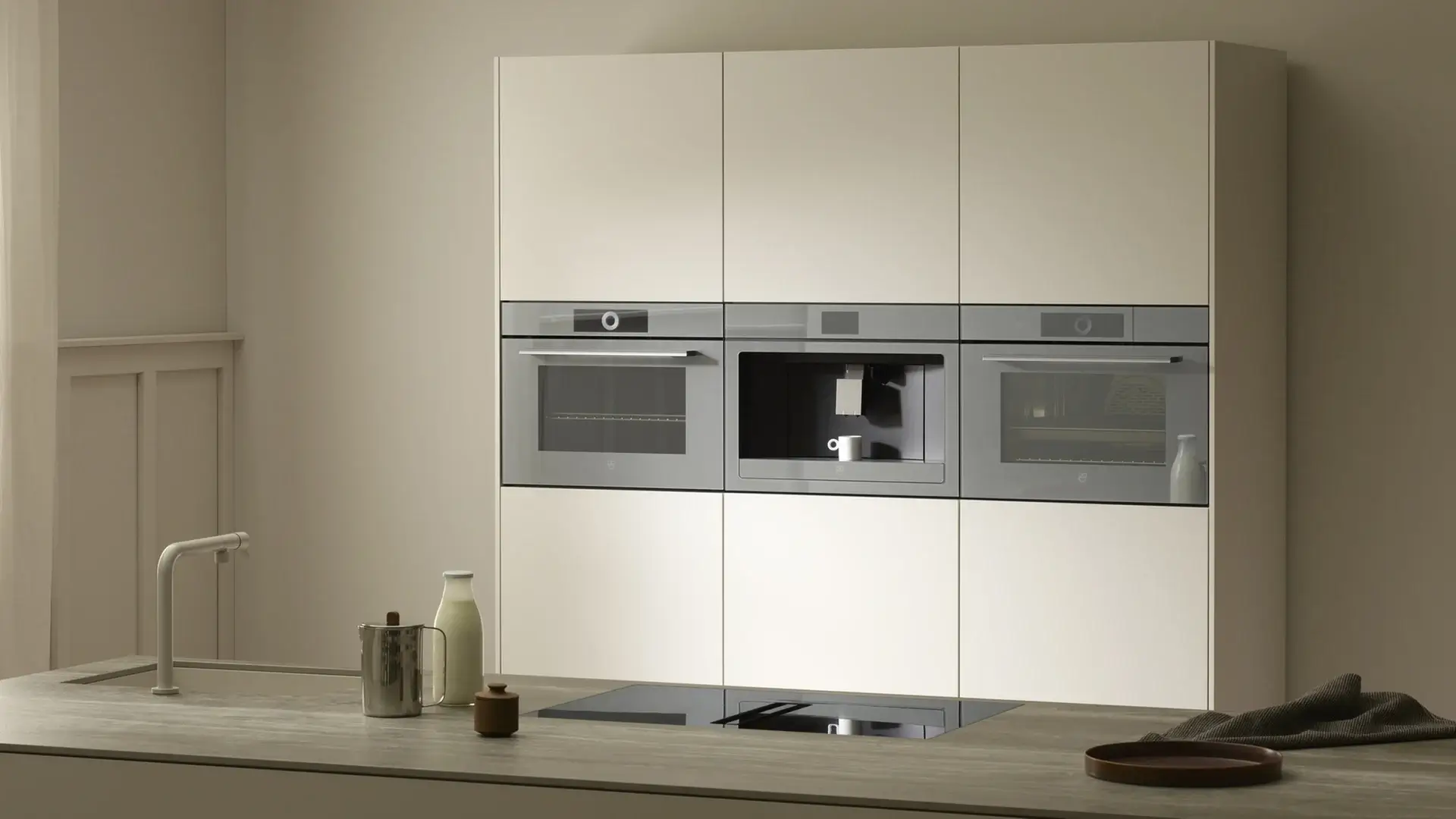 V-Zug Kaffeemaschine Einbau Backofen und Dampfbackofen Wie lange halten Küchengeräte?